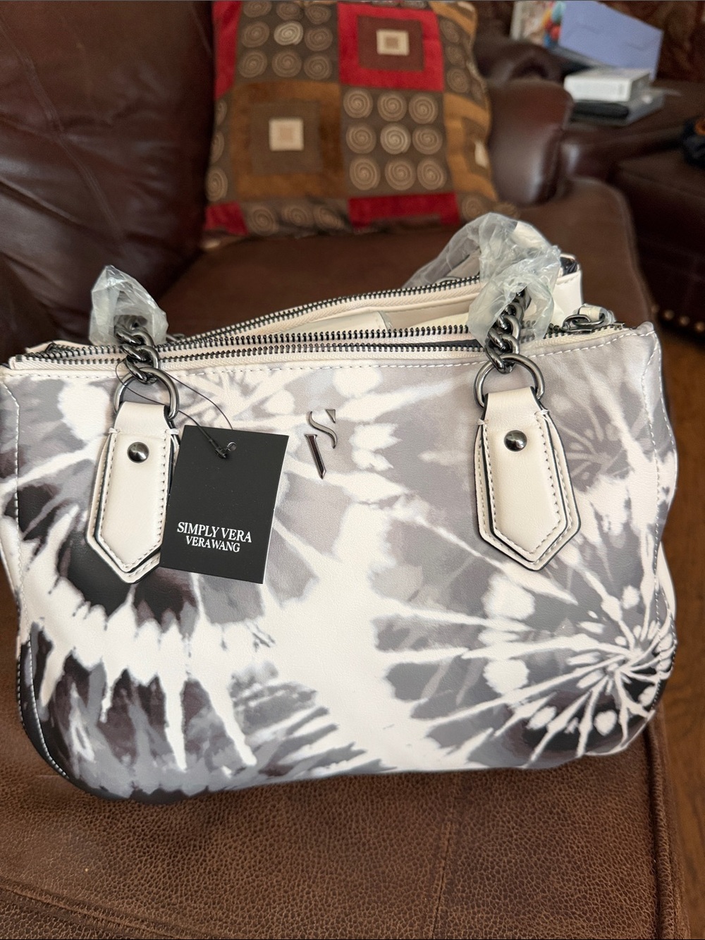 Simply Vera Vera Wang Gray & White Tie-Dye Shoulder Satchel